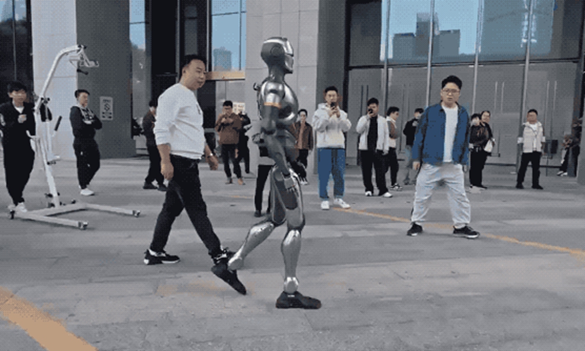 于传统豪门